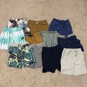 11 pairs of boys size 4 Assorted Kids Shorts Collection